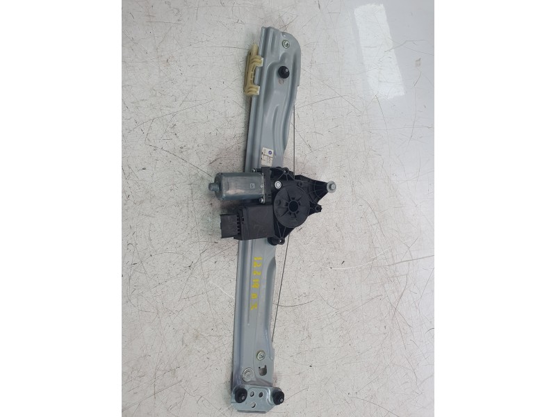 Recambio de elevalunas delantero izquierdo para opel crossland x / crossland (p17, p2qo) 1.2 (75) referencia OEM IAM 39227499  