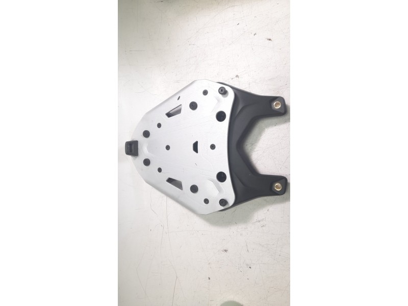 Recambio de portaequipajes para triumph tiger tiger 1200 gt pro (pv01) referencia OEM IAM A9500988  