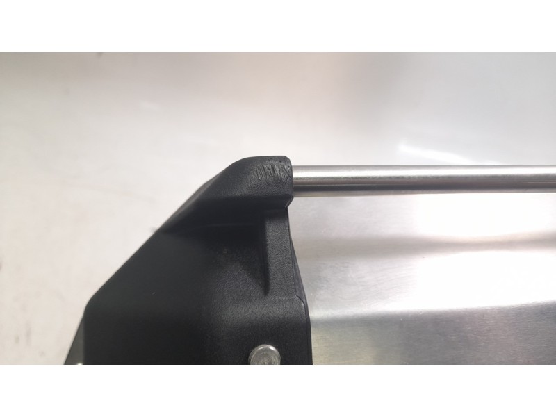 Recambio de portaequipajes para triumph tiger tiger 1200 gt pro (pv01) referencia OEM IAM A9500988  