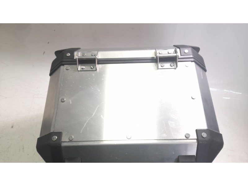 Recambio de portaequipajes para triumph tiger tiger 1200 gt pro (pv01) referencia OEM IAM A9500988  