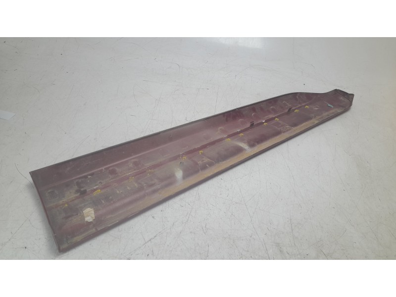 Recambio de puerta delantera izquierda para ford kuga titanium referencia OEM IAM 2768433  