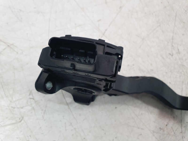 Recambio de potenciometro pedal para opel crossland x / crossland (p17, p2qo) 1.2 (75) referencia OEM IAM 9835904480  SPF510007C