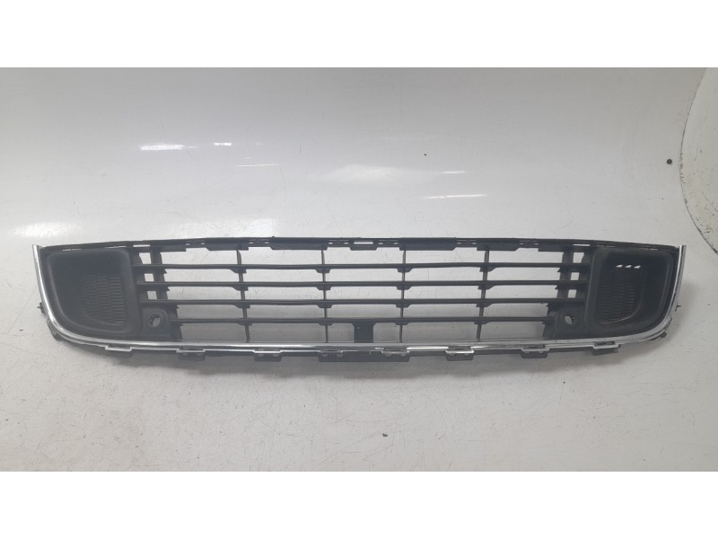 Recambio de rejilla paragolpes central para citroën c5 iii (rd_) 2.0 hdi 140 referencia OEM IAM 9681052677  