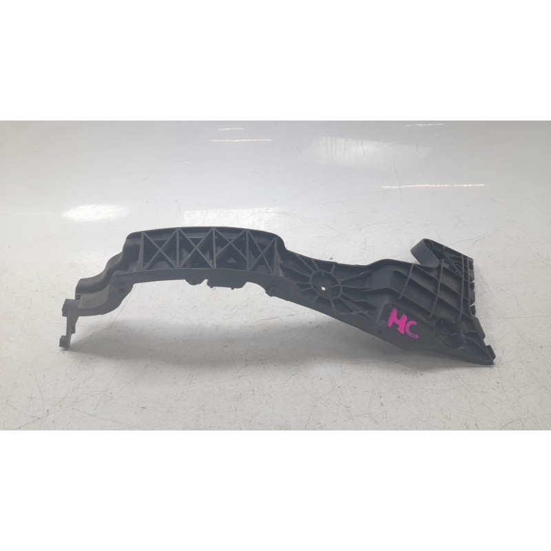 Recambio de soporte paragolpes trasero derecho para audi q3 sportback (f3n) 40 tdi quattro referencia OEM IAM 83A807454A  