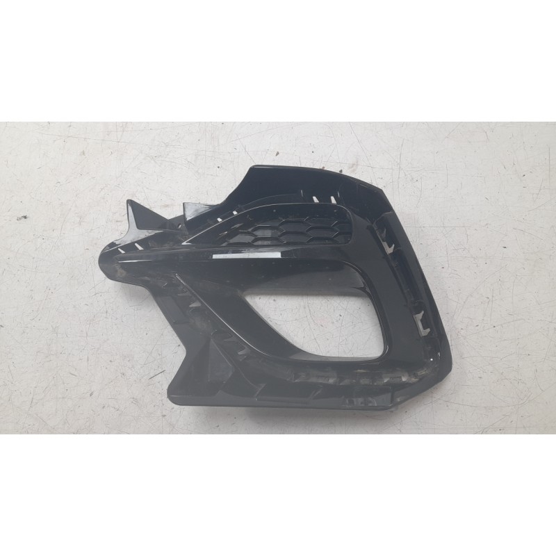Recambio de moldura paragolpe delantera izquierda para mg zs suv (azs1) 1.5 vti referencia OEM IAM 10699377  