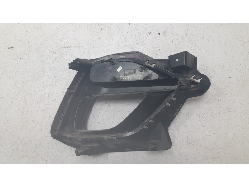 Recambio de moldura paragolpe delantera izquierda para mg zs suv (azs1) 1.5 vti referencia OEM IAM 10699377  