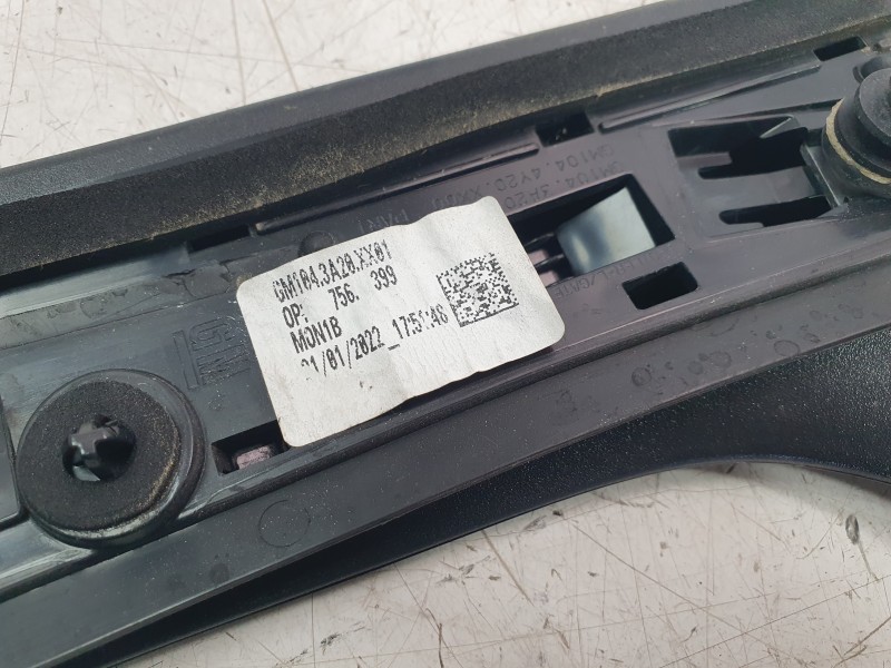 Recambio de moldura para opel crossland x / crossland (p17, p2qo) 1.2 (75) referencia OEM IAM 13481458  