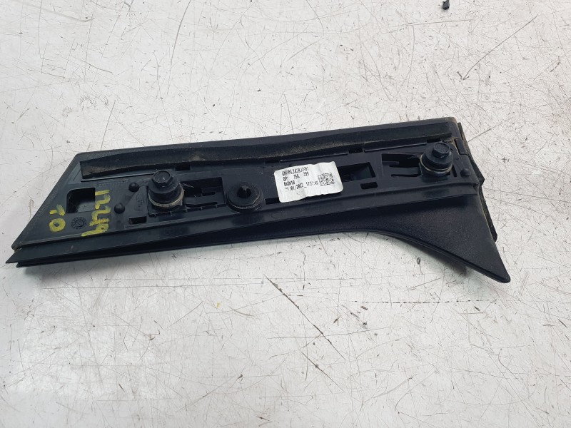 Recambio de moldura para opel crossland x / crossland (p17, p2qo) 1.2 (75) referencia OEM IAM 13481458  