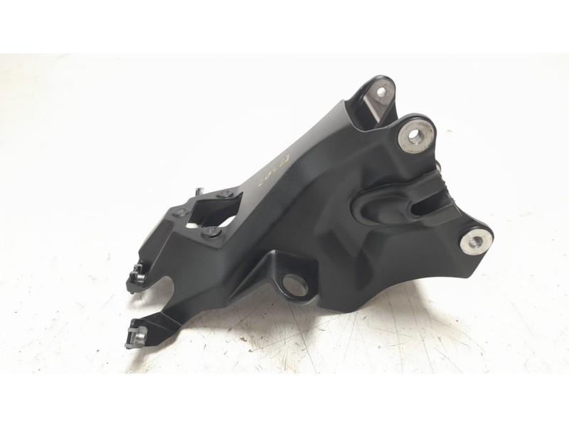 Recambio de araña para triumph street triple 765 rs street triple 765 rs referencia OEM IAM T2310724  