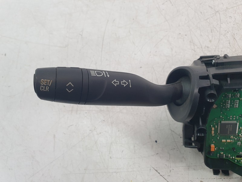 Recambio de mando multifuncion para opel crossland x / crossland (p17, p2qo) 1.2 (75) referencia OEM IAM 98118587YX  