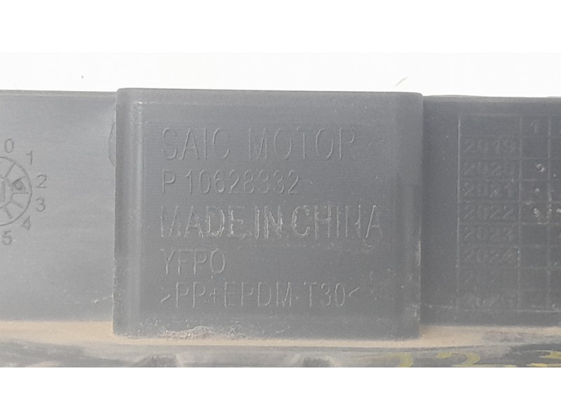 Recambio de rejilla paragolpes central para mg zs suv (azs1) 1.5 vti referencia OEM IAM 10628332  