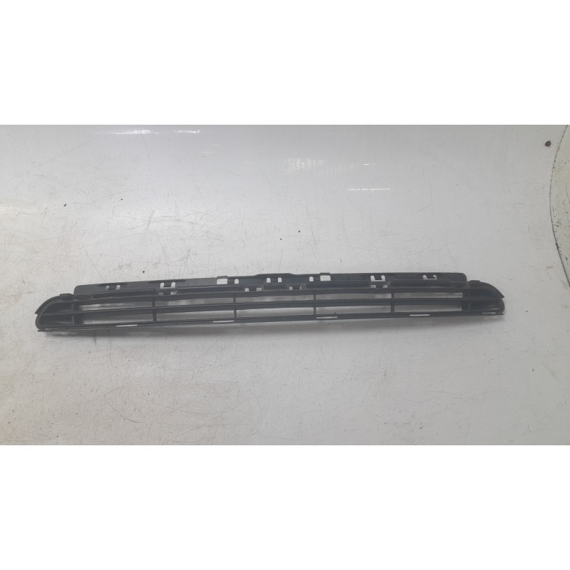 Recambio de rejilla paragolpes central para citroën c5 iii (rd_) 2.0 hdi 140 referencia OEM IAM 9682331677  
