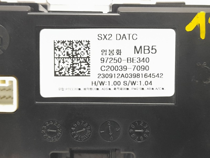 Recambio de mando climatizador para hyundai kona 1.0 t-gdi referencia OEM IAM 97250BE340  