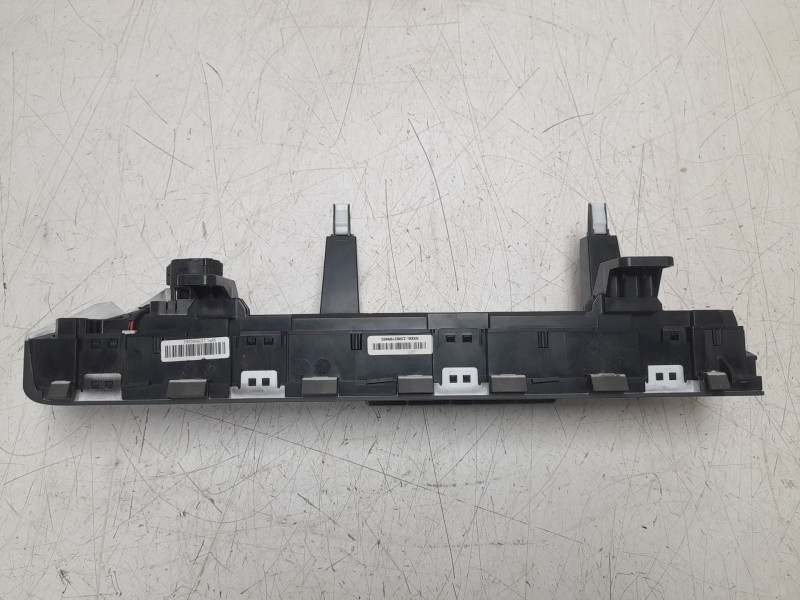 Recambio de mando climatizador para hyundai kona 1.0 t-gdi referencia OEM IAM 97250BE340  