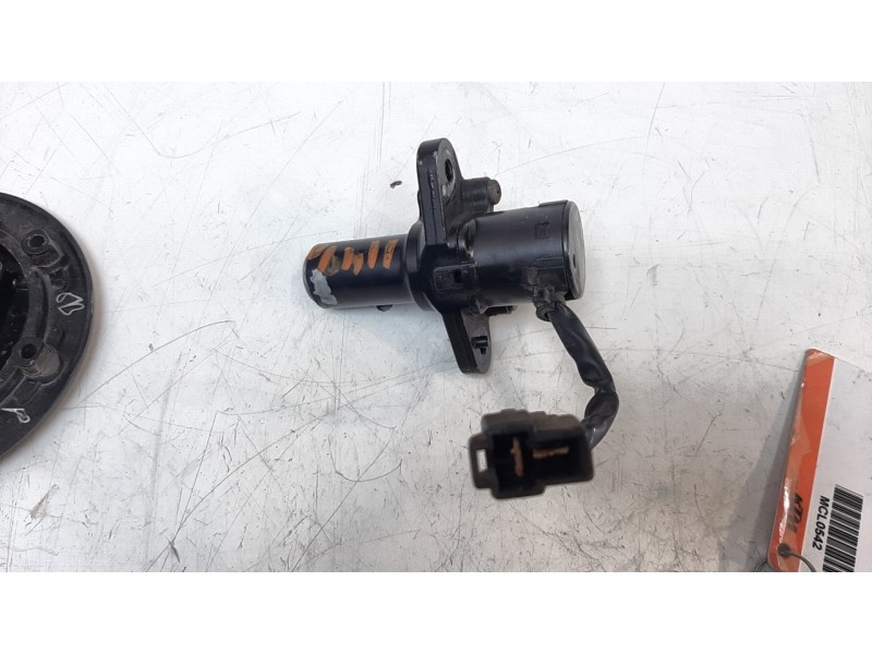Recambio de conmutador de arranque para ktm 390 duke 390 duke referencia OEM IAM 93011066044  