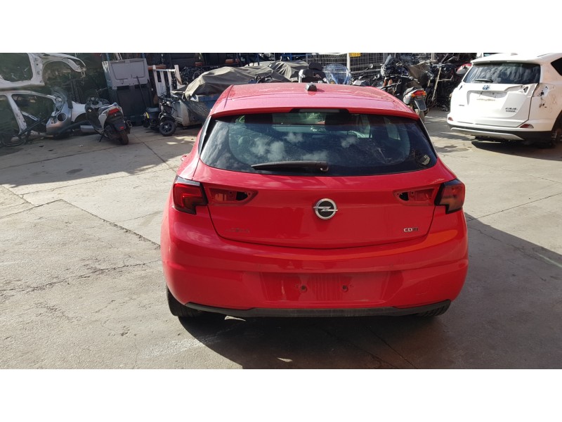 opel astra k lim. 5türig del año 2017