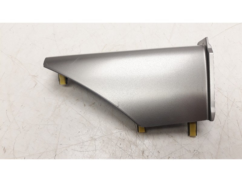 Recambio de moldura para toyota rav 4 2.0 d-4d cat referencia OEM IAM 5543442010  