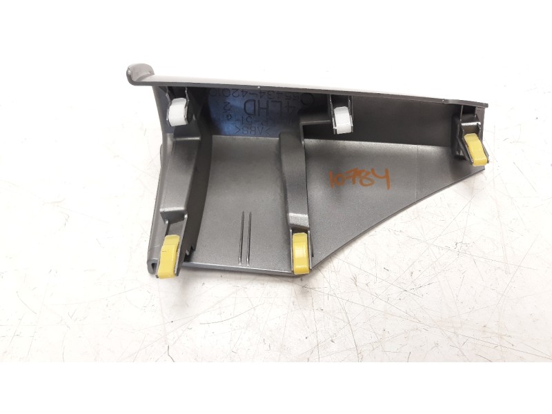 Recambio de moldura para toyota rav 4 2.0 d-4d cat referencia OEM IAM 5543442010  