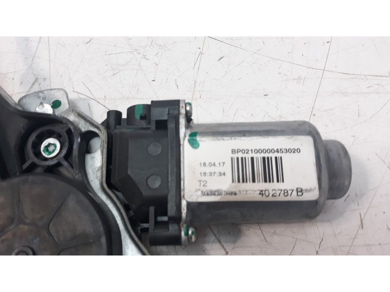 Recambio de elevalunas trasero derecho para mahindra kuv 100 2wd nxt referencia OEM IAM 0111HAZ00031N  