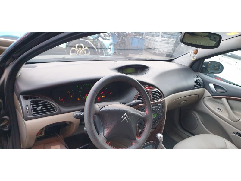 citroen c5 berlina del año 2004