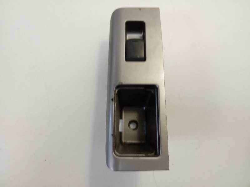 Recambio de mando elevalunas trasero derecho para nissan navara pick-up (d40m) 2.5 dci diesel cat referencia OEM IAM 82960EB360 