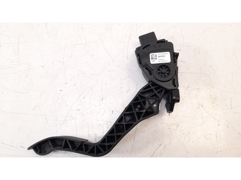 Recambio de potenciometro pedal para opel crossland x excellence referencia OEM IAM 3637657  
