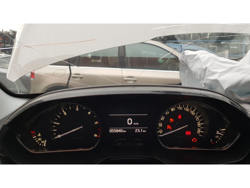 peugeot 208 del año 2016