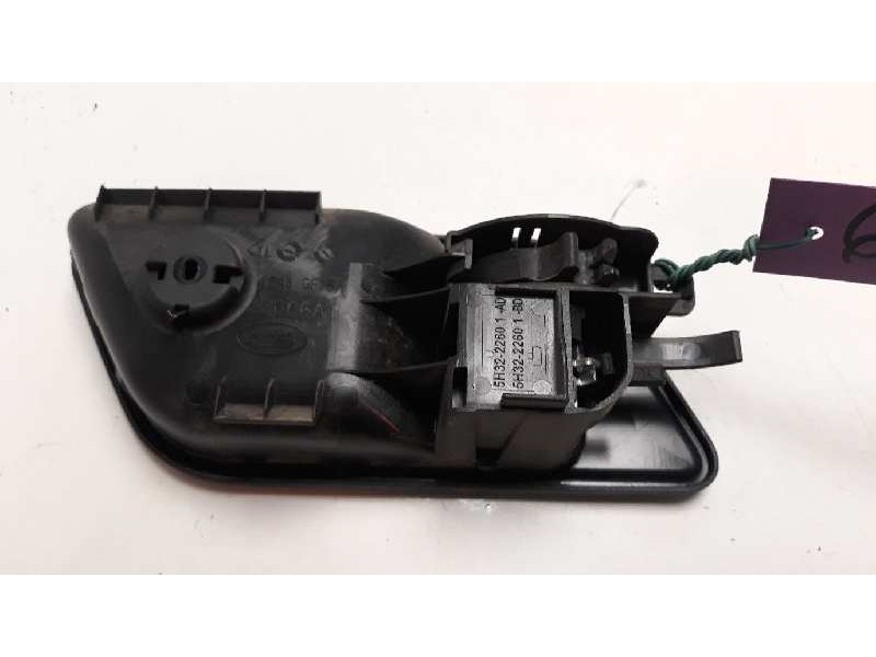 Recambio de maneta interior delantera izquierda para land rover freelander (lr2) td4 hse referencia OEM IAM   