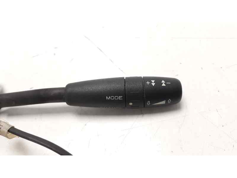 Recambio de mando volante para peugeot 206 berlina xt referencia OEM IAM 96250985ZL  
