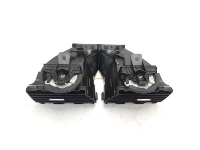 Recambio de rejilla aireadora para volkswagen scirocco (137) 2.0 tdi referencia OEM IAM 1Q0819735C  