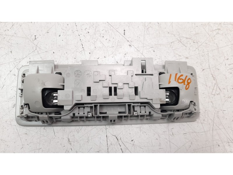 Recambio de luz interior para volkswagen polo 1.0 tsi referencia OEM IAM 2GA947290  
