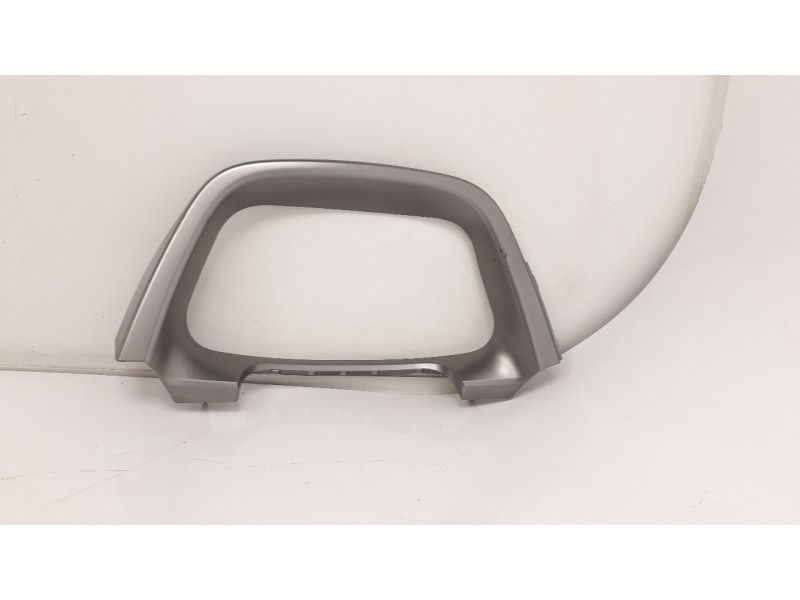 Recambio de moldura para toyota rav 4 2.0 d-4d cat referencia OEM IAM 5540442050  