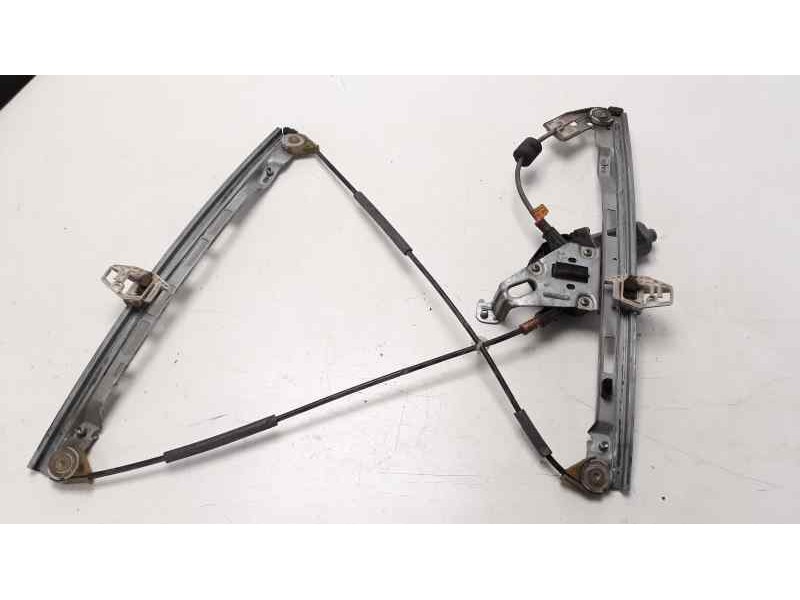 Recambio de elevalunas delantero izquierdo para peugeot 206 berlina xt referencia OEM IAM 9221G0 106172104 118251