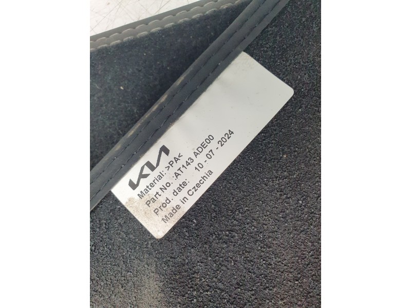 Recambio de juego alfombrillas para kia niro ii (sg2) 1.6 gdi hybrid referencia OEM IAM AR143ADE00  