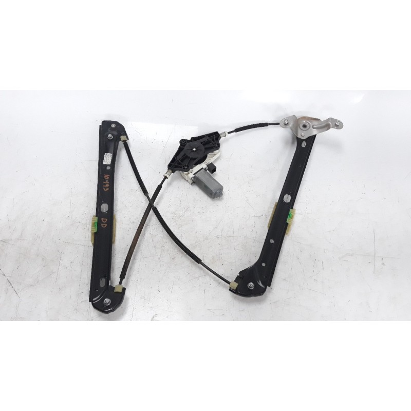 Recambio de elevalunas delantero derecho para volkswagen golf vii variant (bv5) 1.6 tdi referencia OEM IAM 5G4837462H 106236215 