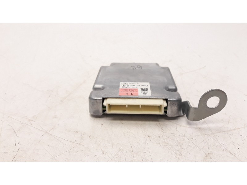 Recambio de modulo electronico para toyota rav 4 2.0 d-4d cat referencia OEM IAM 8815042011  