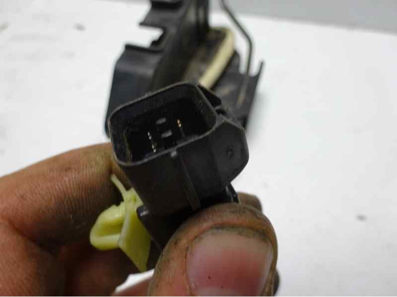 Recambio de cerradura puerta trasera izquierda para hyundai getz (tb) 1.1 12v cat referencia OEM IAM   