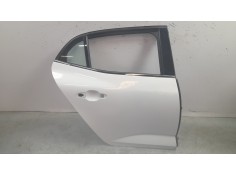 Recambio de puerta trasera derecha para renault megane iv hatchback (b9a/m/n_) 1.5 blue dci 115 (b9a6) referencia OEM IAM 821001