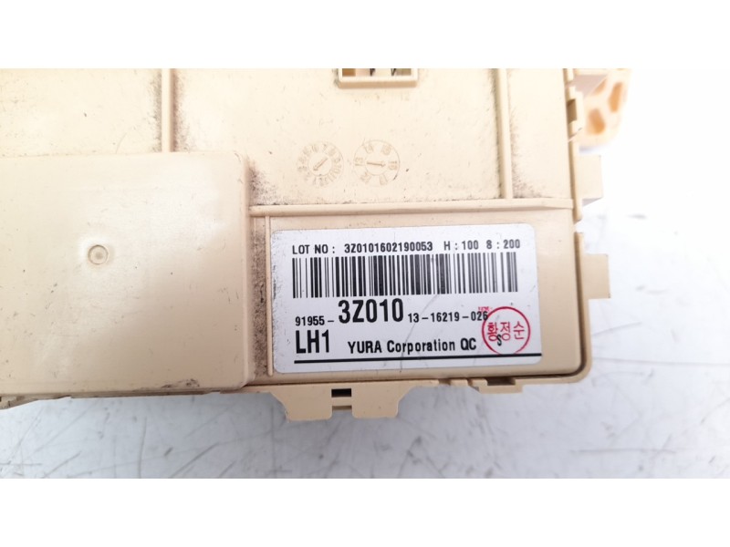 Recambio de caja reles / fusibles para hyundai i40 1.7 crdi cat referencia OEM IAM 919553Z010  