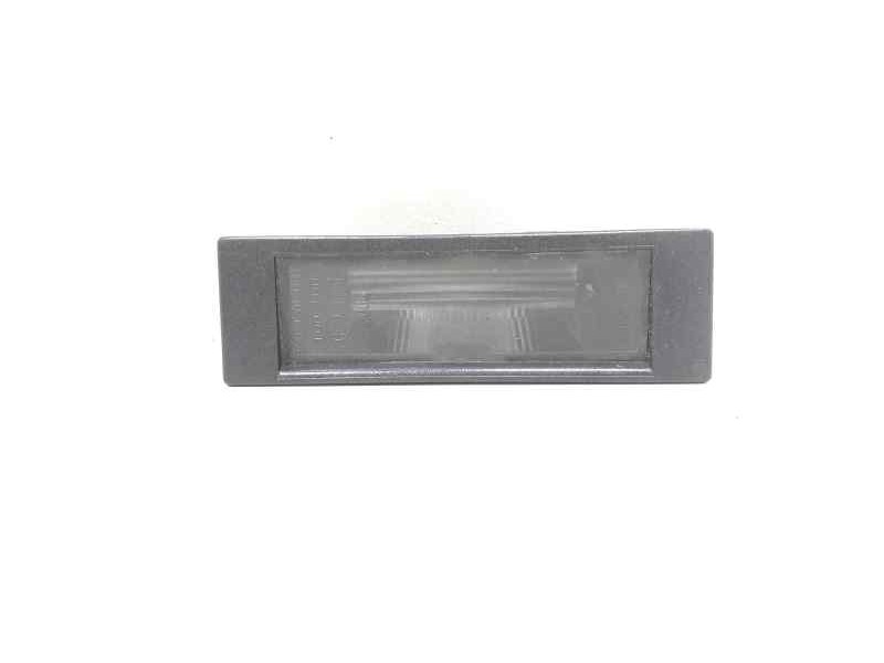 Recambio de piloto matricula para bmw serie 1 berlina (e81/e87) 120d referencia OEM IAM 63267165735  