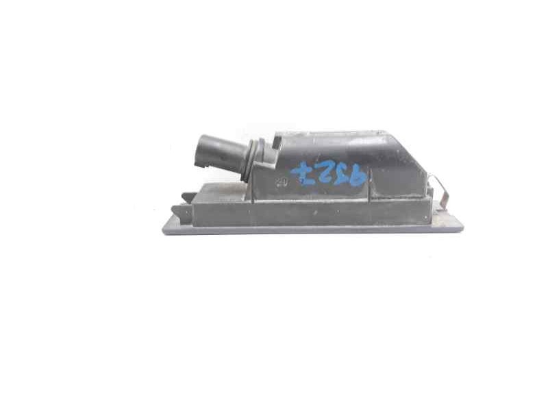 Recambio de piloto matricula para bmw serie 1 berlina (e81/e87) 120d referencia OEM IAM 63267165735  
