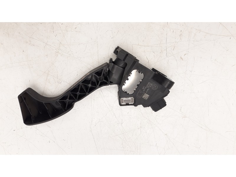 Recambio de potenciometro pedal para toyota rav 4 2.0 d-4d cat referencia OEM IAM 781100W040  