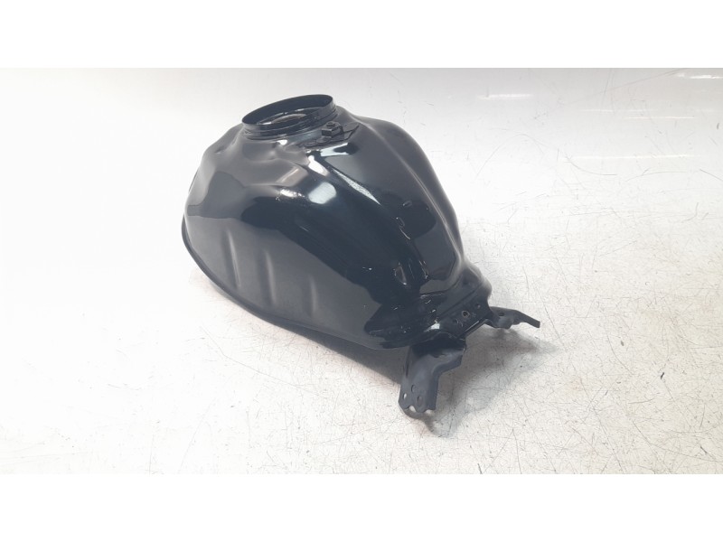 Recambio de deposito combustible para honda cb125 r referencia OEM IAM 17510K98E00  