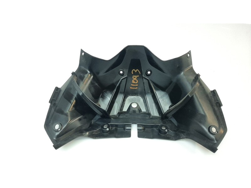 Recambio de moldura para honda nc 750 referencia OEM IAM 64141MKWD00  