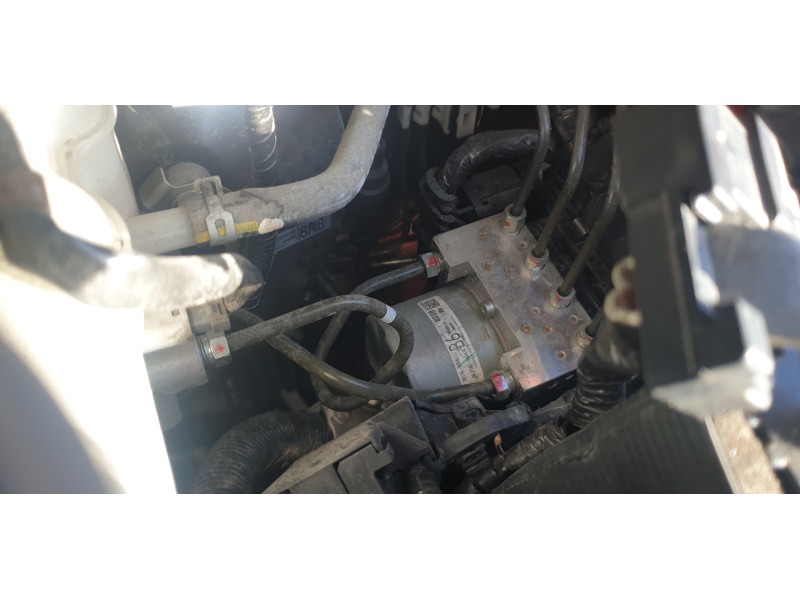 Recambio de abs para suzuki swift (az) referencia OEM IAM 5613053RA4000  
