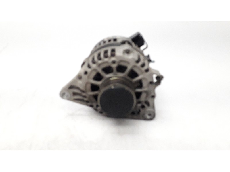 Recambio de alternador para hyundai i40 1.7 crdi cat referencia OEM IAM 373002A900 8400290 