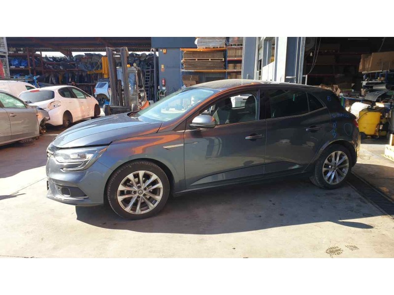 renault megane iv berlina 5p del año 2018