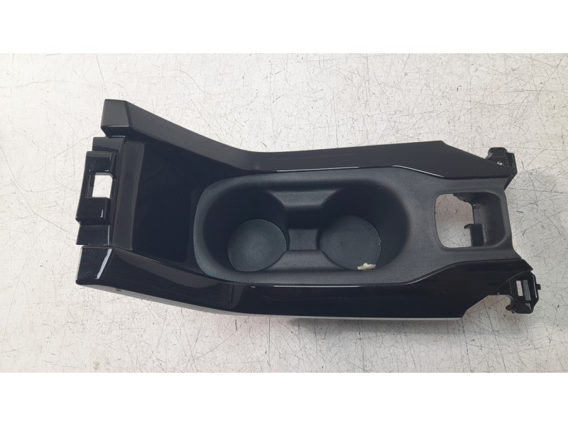 Recambio de moldura para toyota corolla (e21) referencia OEM IAM 5880302050  