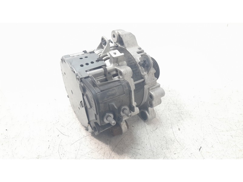 Recambio de alternador para suzuki swift (az) referencia OEM IAM 9615073S02000  