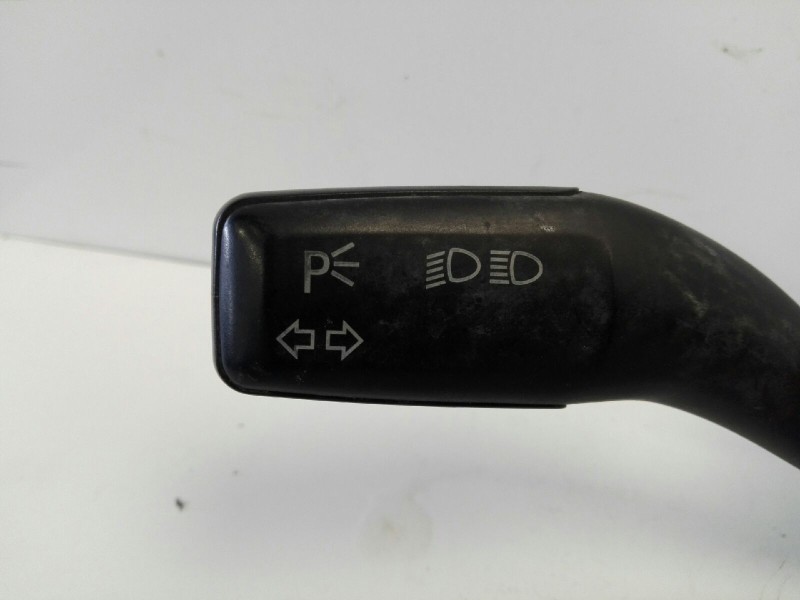 Recambio de mando intermitentes para audi a4 avant (8e) 3.0 tdi quattro referencia OEM IAM 4E0953513A  